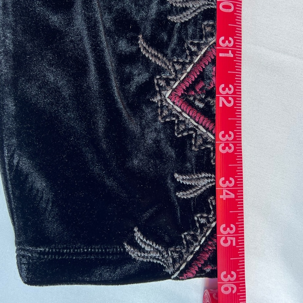 Johnny Was Workshop Blair Velvet Leggings, size Medium - Picture 12 of 15